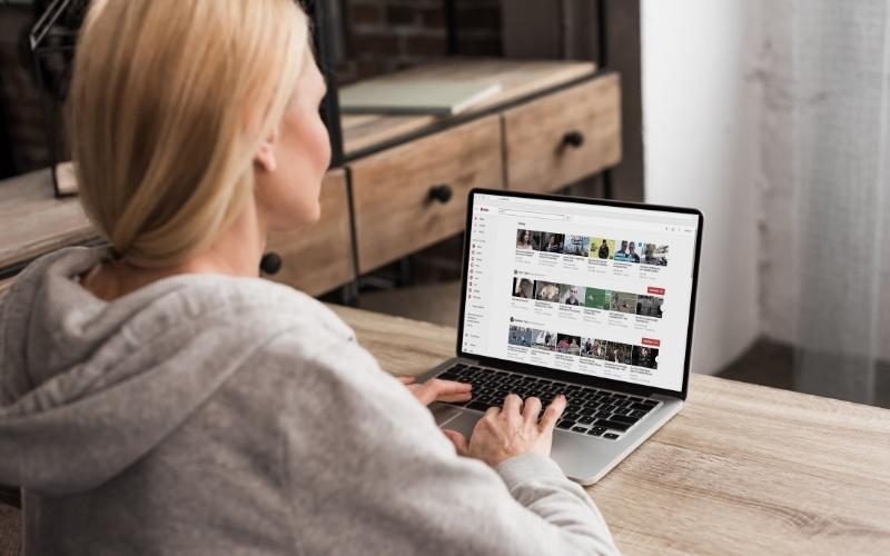 Na czym polega promowanie kanału YouTube? Co zrobić, by zwiększyć oglądalność